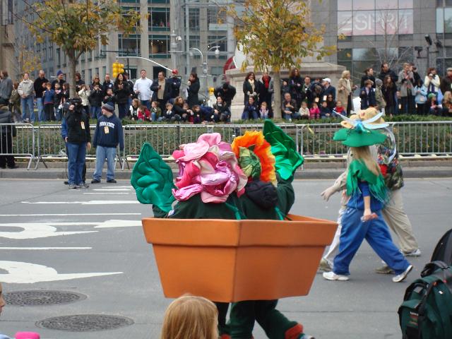 2009 Thanksgiving Parade-41